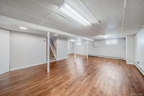81 Dollard Drive North Babylon NY 11703