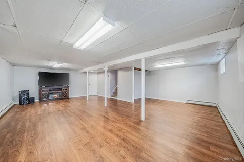 81 Dollard Drive North Babylon NY 11703