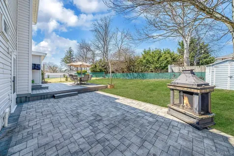 81 Dollard Drive North Babylon NY 11703