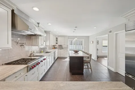 616 Sherman Avenue Thornwood NY 10594