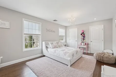 616 Sherman Avenue Thornwood NY 10594
