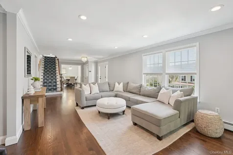 616 Sherman Avenue Thornwood NY 10594