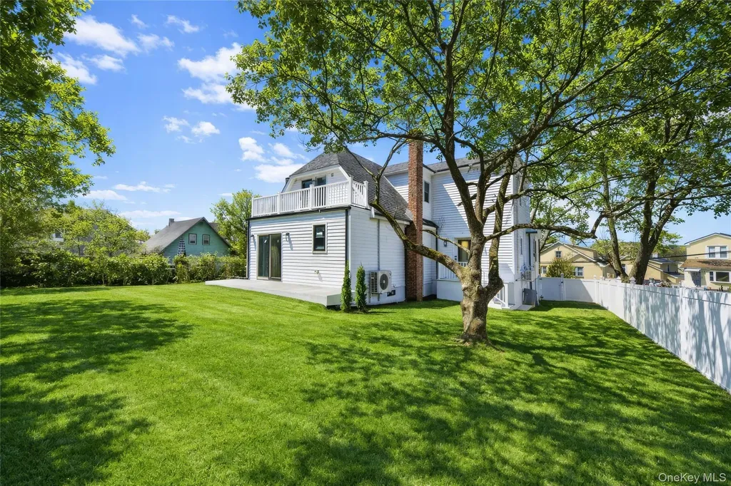 8 Hunt Avenue Yonkers NY 10710