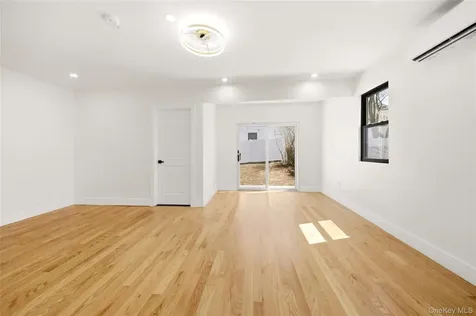 8 Hunt Avenue Yonkers NY 10710