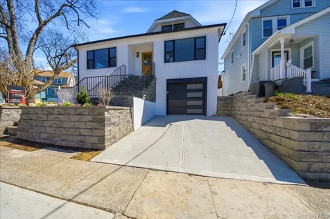 8 Hunt Avenue Yonkers NY 10710