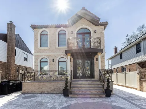 69-42 180TH Street Fresh Meadows NY 11365