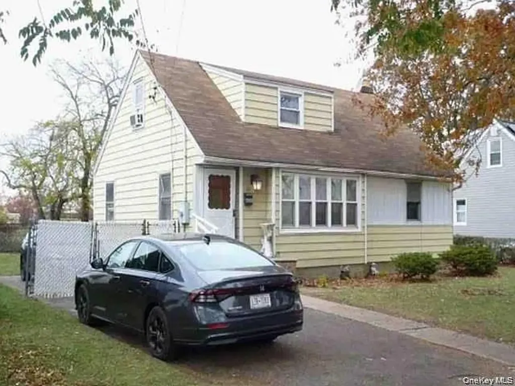 650 Winthrop Drive Uniondale NY 11553