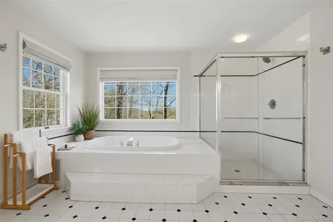 8 Deer Run Court North Salem NY 10560