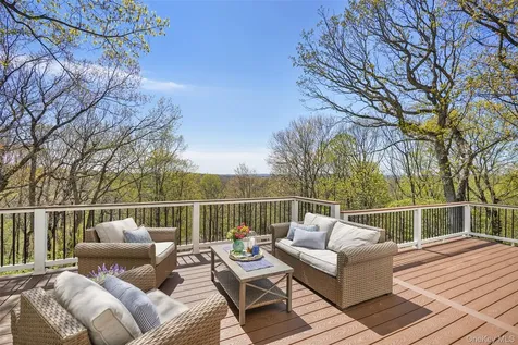 8 Deer Run Court North Salem NY 10560