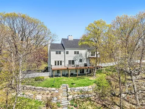 8 Deer Run Court North Salem NY 10560