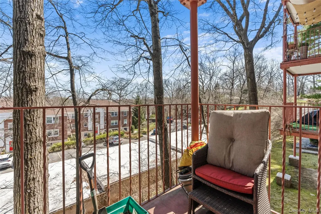 65 Rockledge Road Bronxville NY 10708