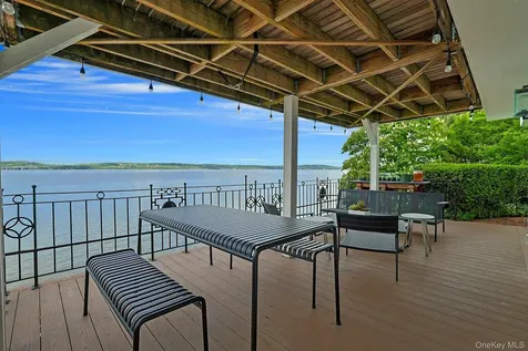 88 River Road Nyack NY 10960