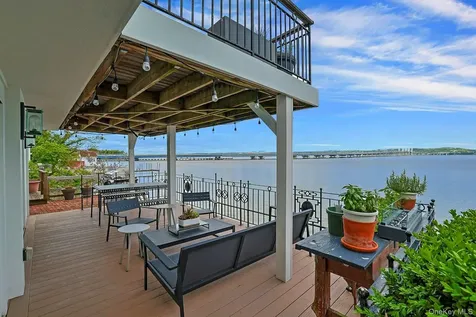 88 River Road Nyack NY 10960