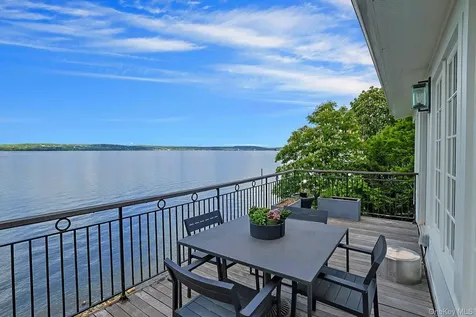 88 River Road Nyack NY 10960