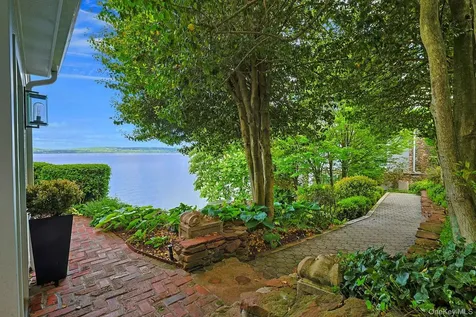 88 River Road Nyack NY 10960