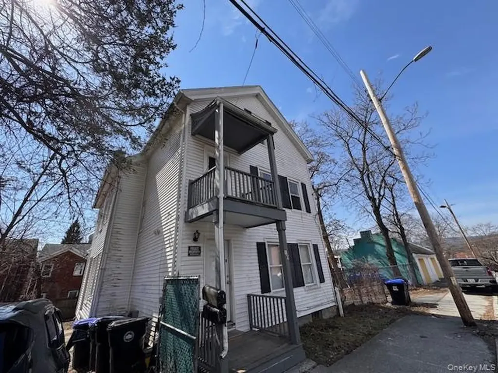 10 Charles Street Poughkeepsie NY 12601