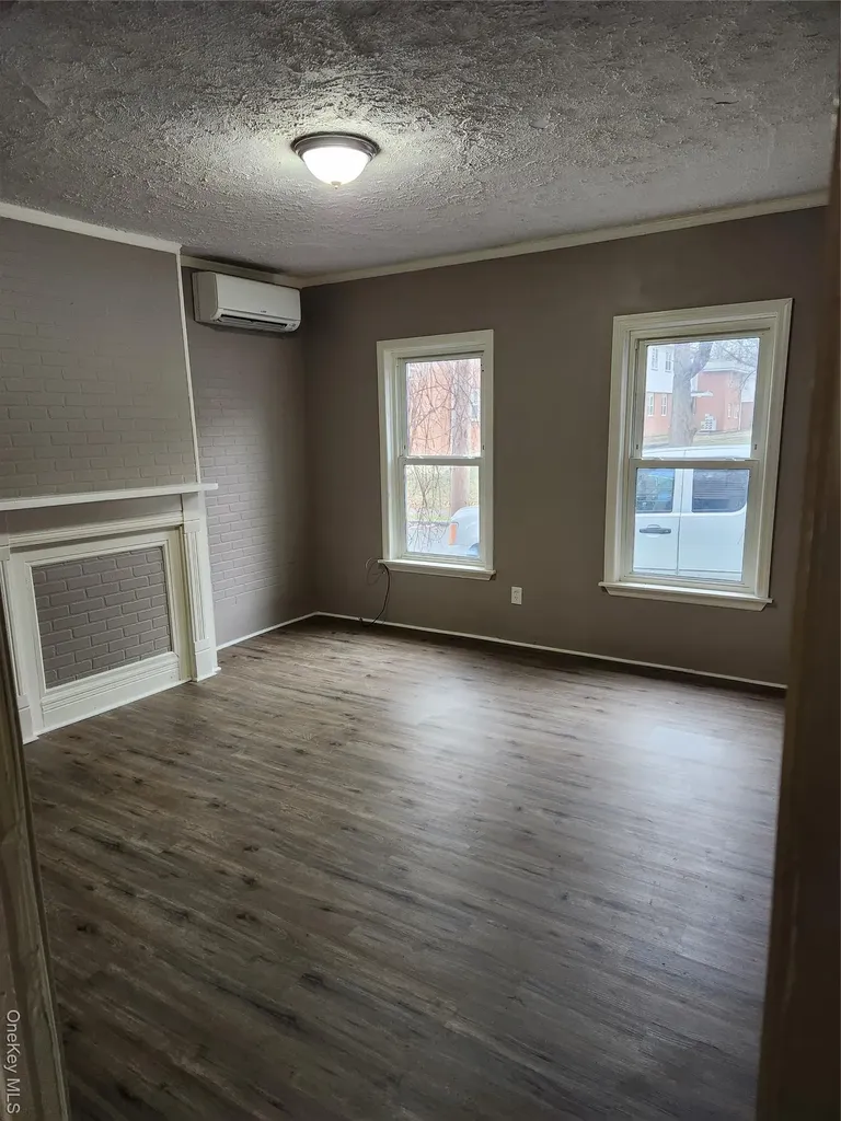 10 Charles Street Poughkeepsie NY 12601