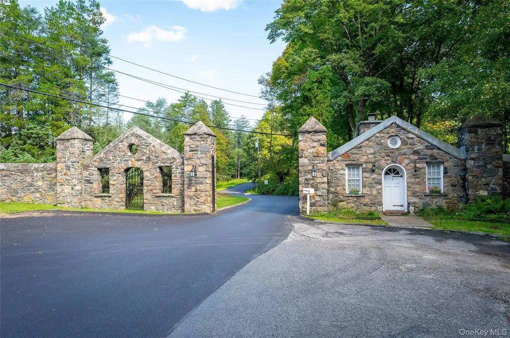 65 Windmill Road Armonk NY 10504