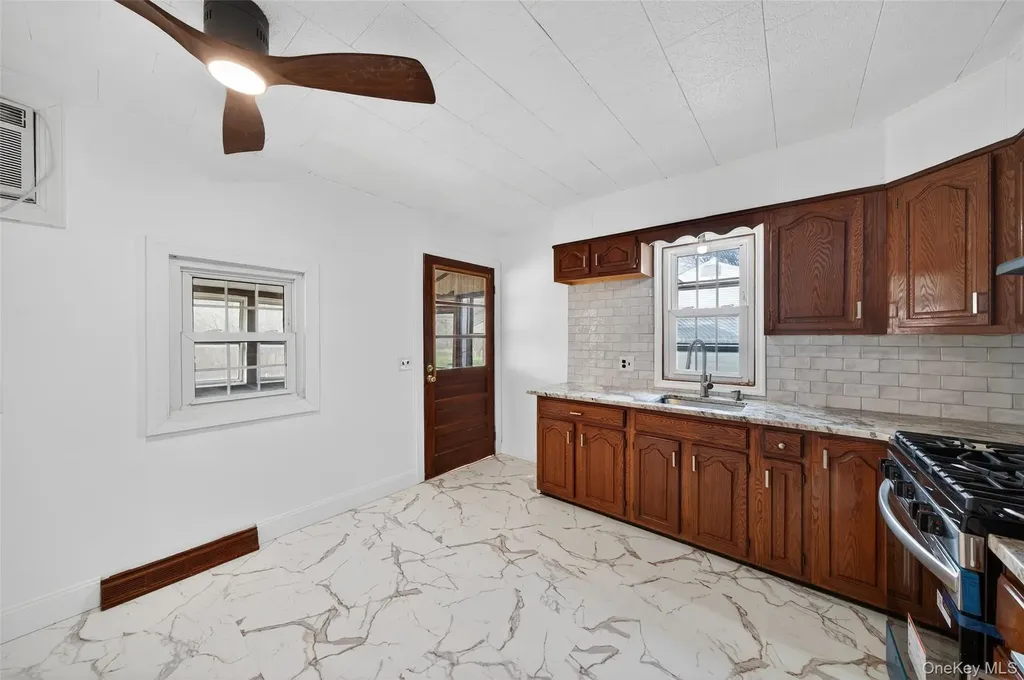 967 Route 17k Montgomery NY 12549
