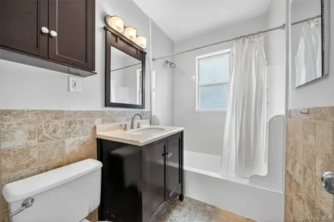11 Fieldstone Drive Hartsdale NY 10530