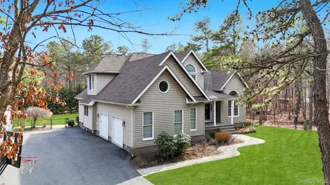 136 Mill Road Manorville NY 11949