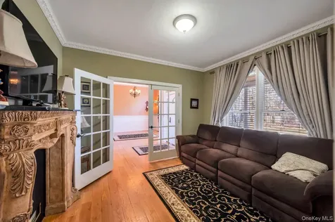 136 Mill Road Manorville NY 11949