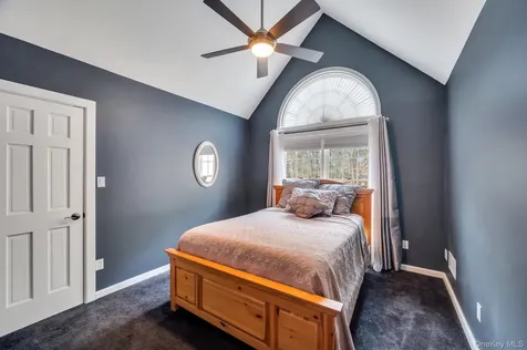 136 Mill Road Manorville NY 11949