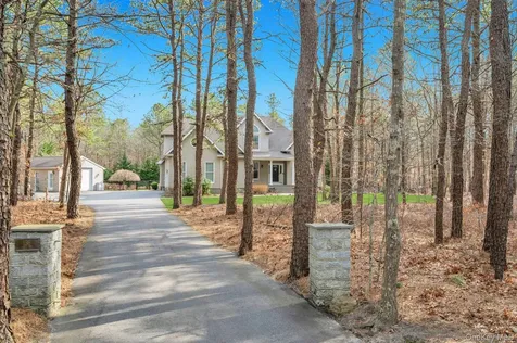 136 Mill Road Manorville NY 11949