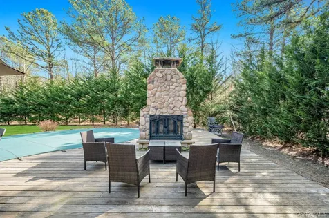 136 Mill Road Manorville NY 11949