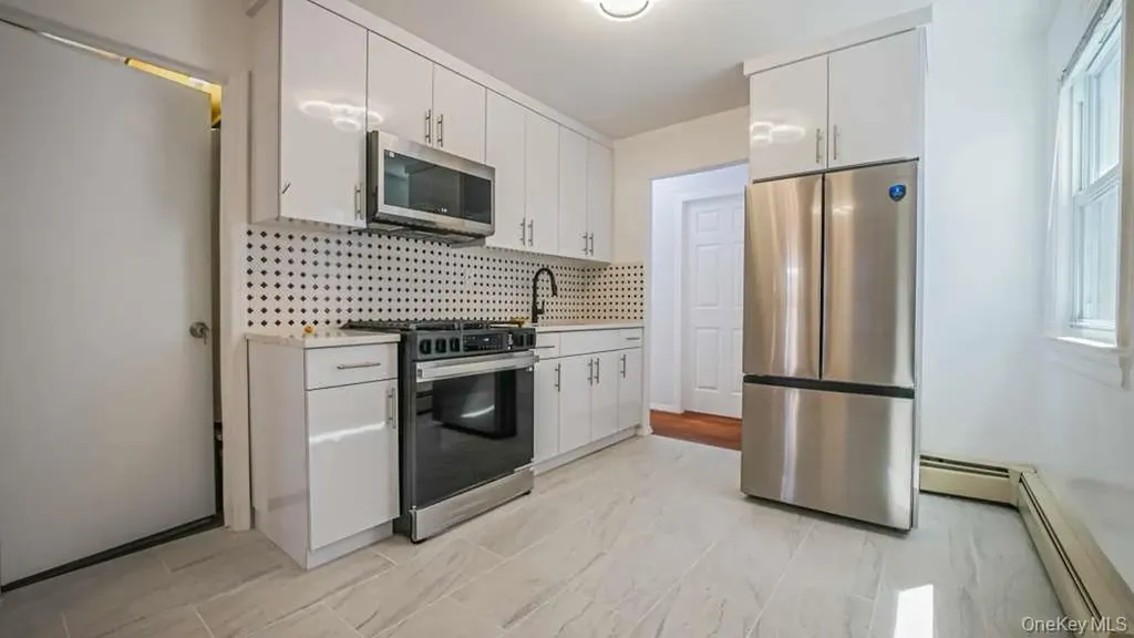 3066 Coddington Avenue Bronx NY 10461