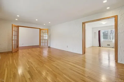 17 Rolling Ridge Road New City NY 10956
