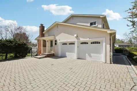 17 Rolling Ridge Road New City NY 10956