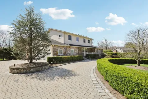 17 Rolling Ridge Road New City NY 10956