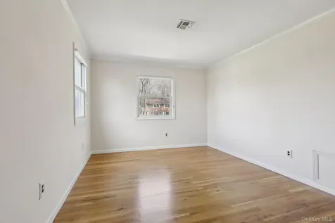 17 Rolling Ridge Road New City NY 10956