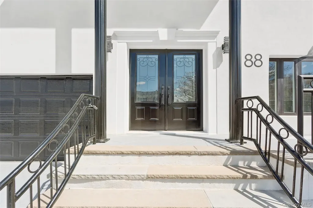 88 Mark Lane Atlantic Beach NY 11509
