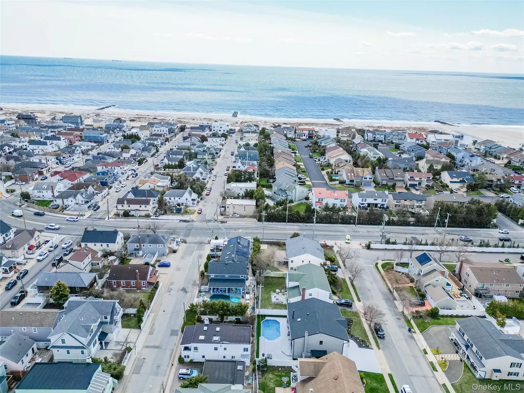 88 Mark Lane Atlantic Beach NY 11509