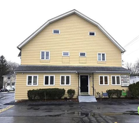 383-385 Hooker Avenue Poughkeepsie NY 12603