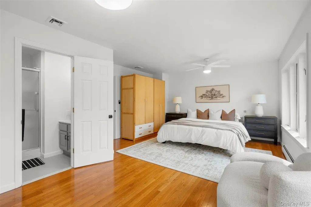 16 Tulip Tree Lane Mamaroneck NY 10543