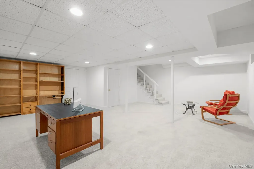 16 Tulip Tree Lane Mamaroneck NY 10543