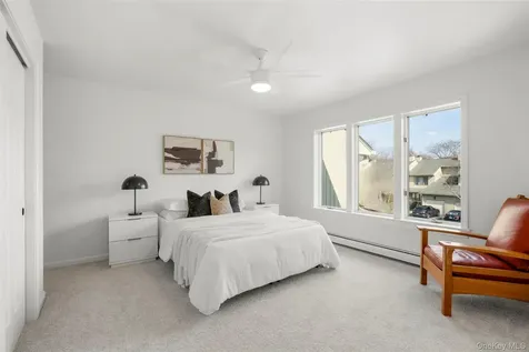 16 Tulip Tree Lane Mamaroneck NY 10543