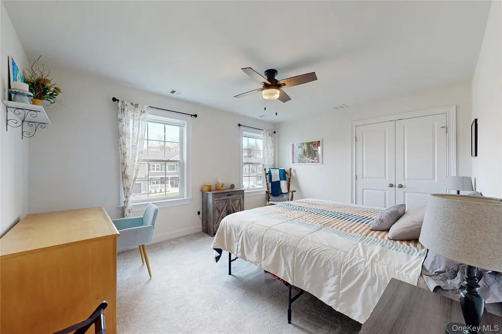 77 Kensington Lane Poughkeepsie NY 12603