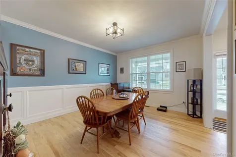 77 Kensington Lane Poughkeepsie NY 12603