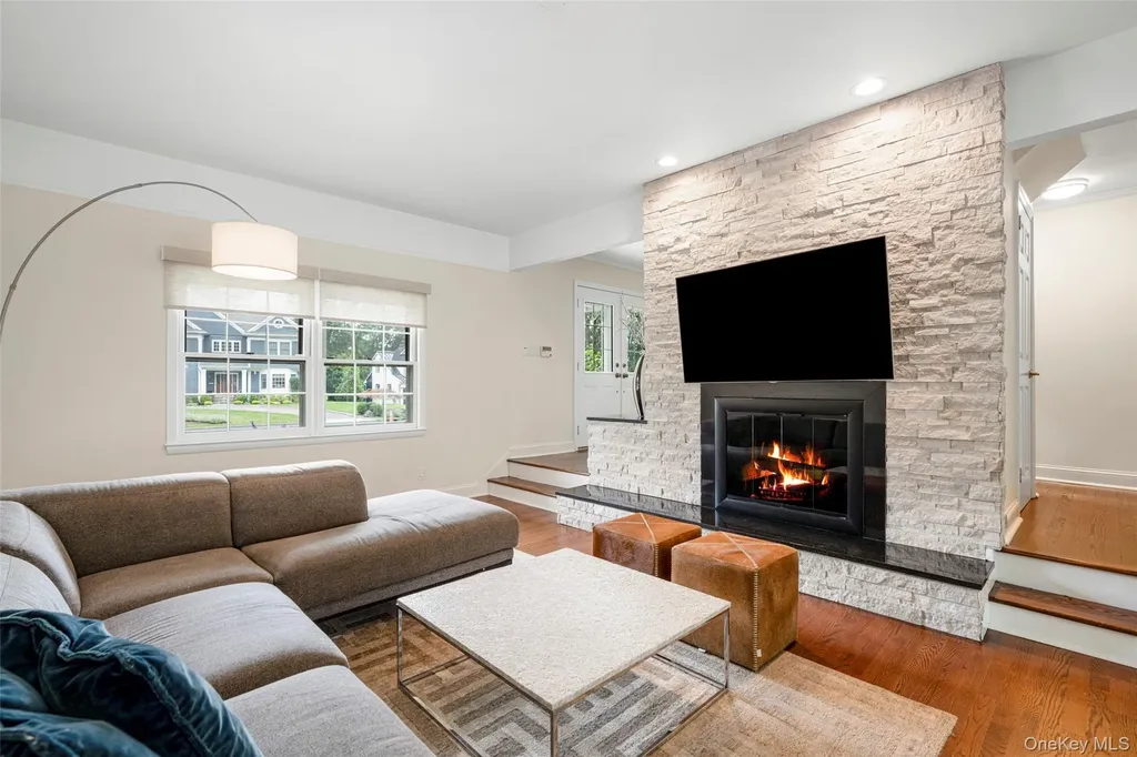 6 Trails End Rye NY 10580