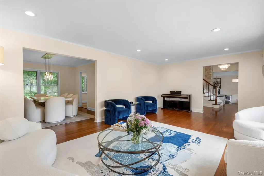 6 Trails End Rye NY 10580