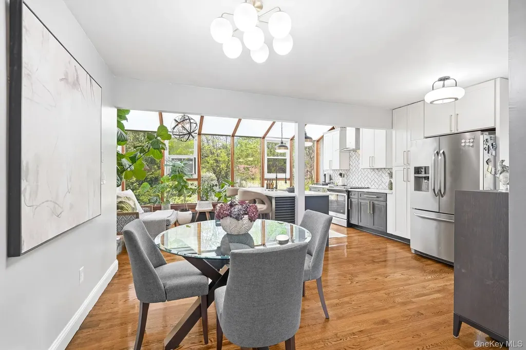87 Lakeview Avenue Hartsdale NY 10530
