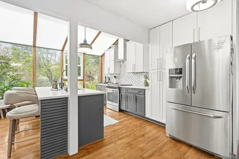 87 Lakeview Avenue Hartsdale NY 10530