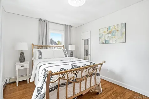87 Lakeview Avenue Hartsdale NY 10530