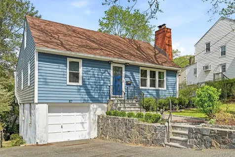 87 Lakeview Avenue Hartsdale NY 10530