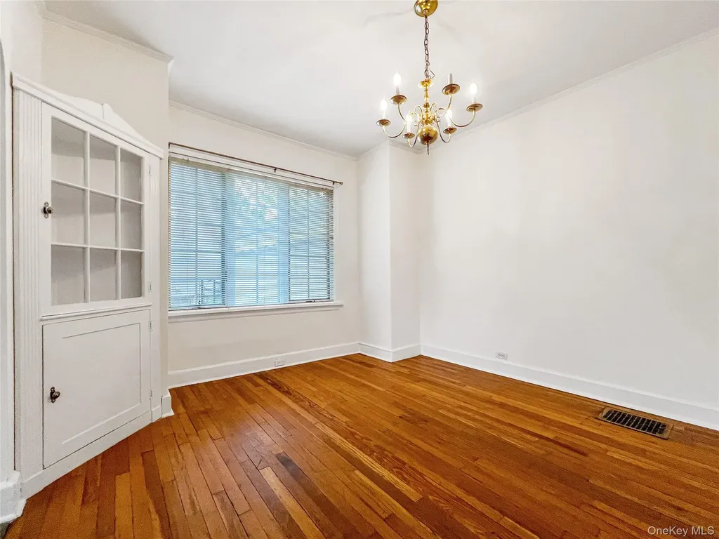 1311 Henry Avenue Mamaroneck NY 10543