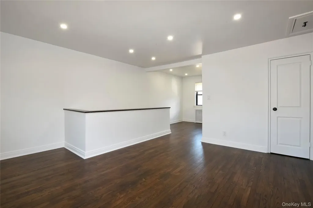 67-77 136th Street Flushing NY 11367